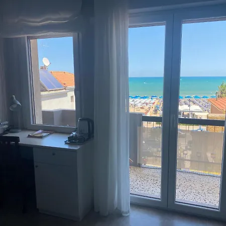 Casa de hóspedes Oltremare 4*